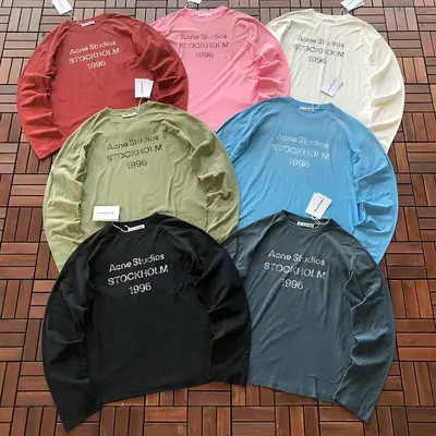 ¥ 135 ACNE STUDIOS LONG-SLEEVE 88080909 (im 185CM 80KG iwear size L in the photo)
