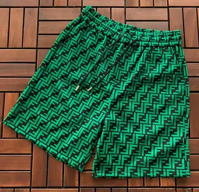 ¥~139 F🔥🔥D🔥 SHORTS 77080940 (im 185CM 70KG iwear size L in the photo)