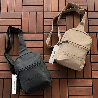 ￥~119 FOG BAG 66081039（长17CM*宽24CM*高6CM）