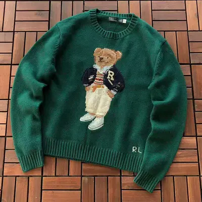 ￥~256 RA🔥PH🔥AU🔥EN SWEATER 66081118 (im 185CM 80KG iwear size M in the photo)