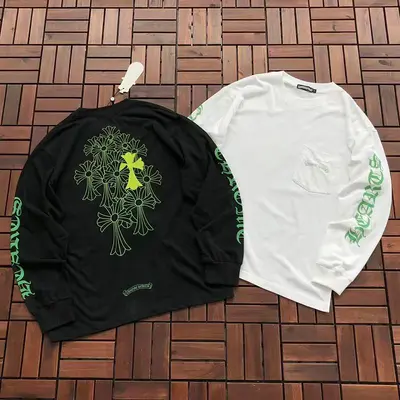￥~109 CH🔥OM🔥 HE🔥RTS LONG-SLEEVE 77081121 (im 185CM 70KG iwear size S in the photo)