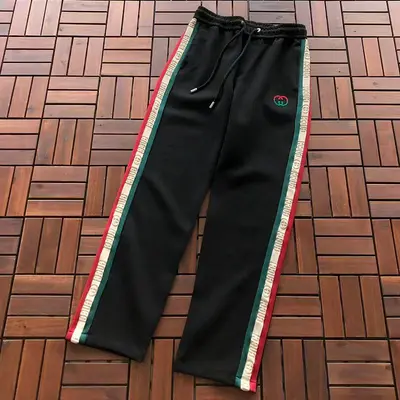 ￥~219 G🔥C🔥I TROUSERS 77081151 (im 185CM 70KG iwear size M in the photo)