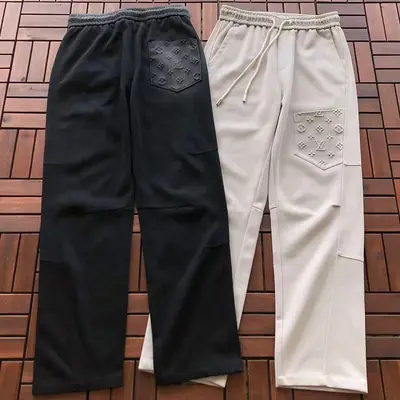 ￥~219 L🔥TROUSERS 77081140 (im 185CM 70KG iwear size M in the photo)