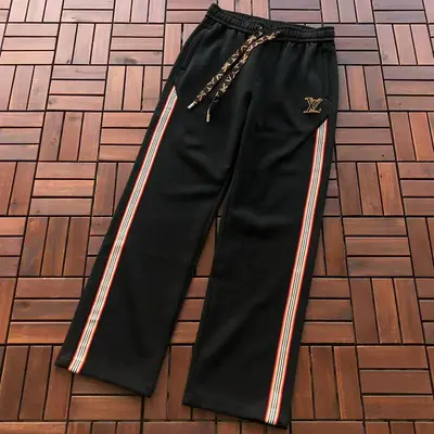 ￥~219 L🔥TROUSERS 77081154 (im 185CM 70KG iwear size M in the photo)