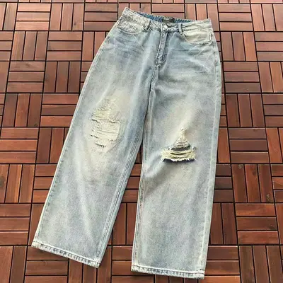 ￥~169 E.R.D JEANS 77081353 (im 185CM 70KG iwear size M in the photo)