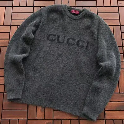 ￥~298 G🔥C🔥I SWEATER 77081328 (im 185CM 70KG iwear size M in the photo)