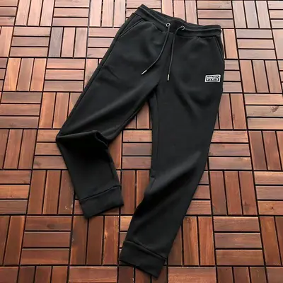 ￥~129 🔥🔥N🔥O TROUSERS FLEECE 22102407 (im 176CM 58KG iwear size L in the photo)