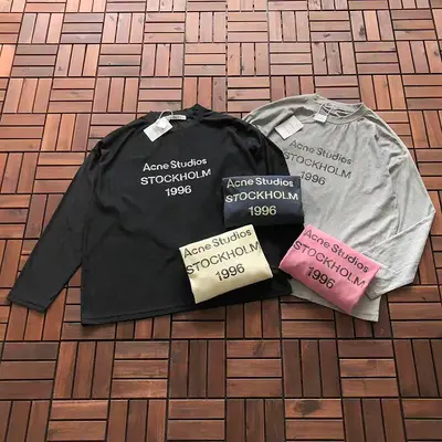 ¥~125 ACNE STUDIOS LONG-SLEEVE 22090730 (im 180CM 68KG iwear size M in the photo)