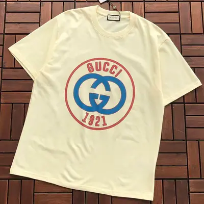 ￥ ~ 119 G🔥C🔥I T-SHIRT 55081476 (im 185CM 70KG iwear size M in the photo)