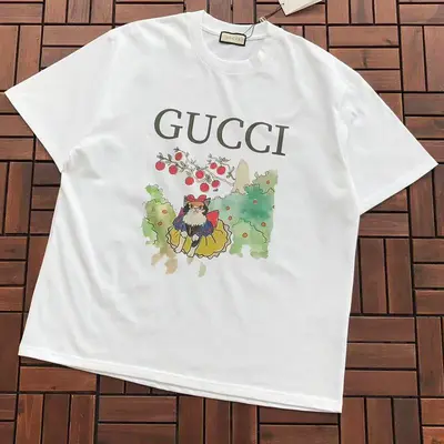 ￥ ~ 119 G🔥C🔥I T-SHIRT 55081480 (im 185CM 70KG iwear size L in the photo)
