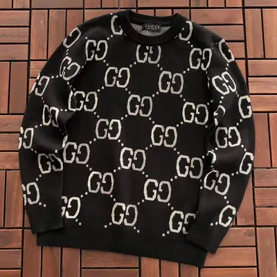 ￥~165 G🔥C🔥I SWEATER 77081418 (im 185CM 80KG iwear size L in the photo)
