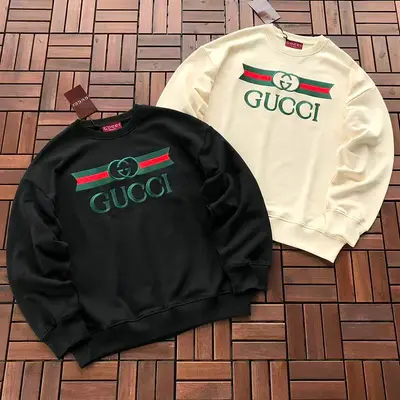 ￥~139 G🔥C🔥I SWEATER 66081410 (im 185CM 80KG iwear size L in the photo)