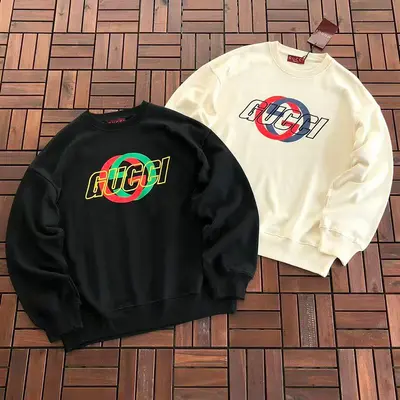 ￥~195 G🔥C🔥I SWEATER 66081622 (im 185CM 80KG iwear size L in the photo)
