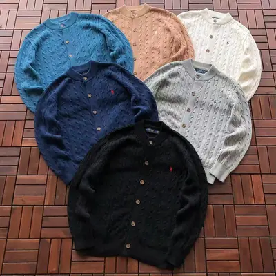 ￥ 185 RA🔥PH🔥AU🔥EN SWEATER 88081605 (im 185CM 70KG iwear size S in the photo)