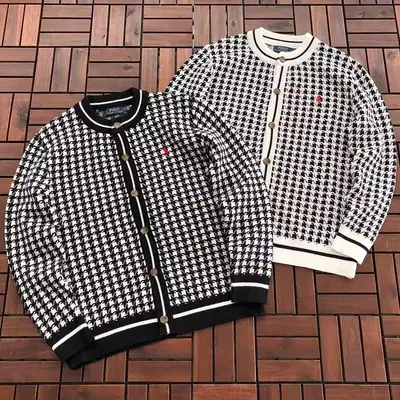 ￥ 185 RA🔥PH🔥AU🔥EN SWEATER 88081614 (im 185CM 70KG iwear size S in the photo)