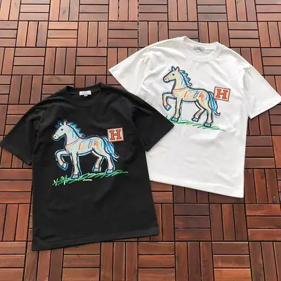 ￥169 H🔥R🔥E🔥 T-SHIRT 88081760 (im 185CM 70KG iwear size L in the photo)