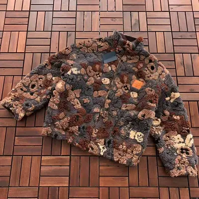 ￥~298 L🔥JACKET FLEECE 77081736 (im 185CM 70KG iwear size M in the photo)