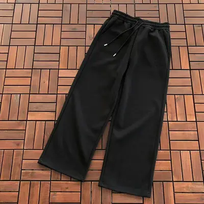 ￥~175 L🔥TROUSERS 55081824 (im 180CM 68KG iwear size S in the photo)