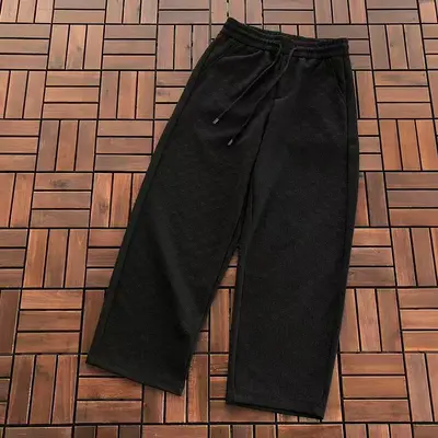 ￥~175 G🔥C🔥I TROUSERS 55081821 (im 180CM 68KG iwear size S in the photo)