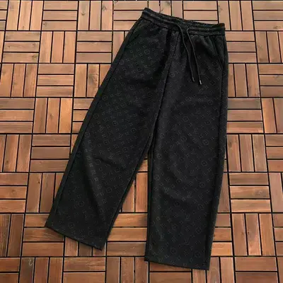 ￥~175 L🔥TROUSERS 55081812 (im 180CM 68KG iwear size S in the photo)