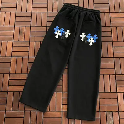 ￥~175 CH🔥OM🔥 HE🔥RTS TROUSERS 55081811 (im 180CM 68KG iwear size S in the photo)