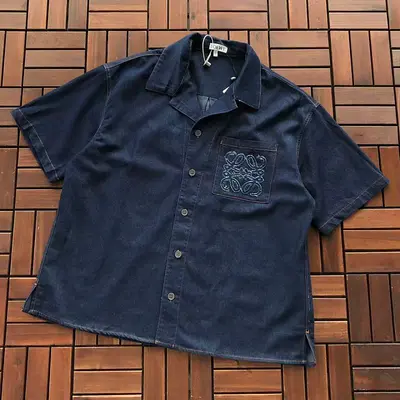 ￥~236 L🔥E🔥🔥 T-SHIRT SHIRT 77081831 (im 185CM 70KG iwear size 38 in the photo)