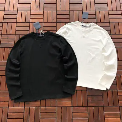 ￥~169 L🔥LONG-SLEEVE 77081817 (im 185CM 70KG iwear size M in the photo)