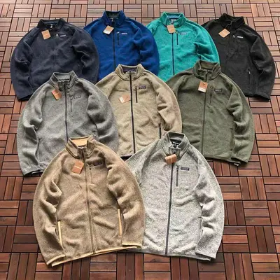 ￥199 P🔥TAG🔥N🔥A SWEATER FLEECE 88081804 (im 180CM 68KG iwear size M in the photo)
