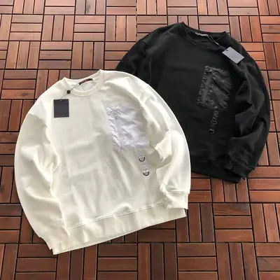 ￥~195 L🔥SWEATER 66081818 (im 185CM 70KG iwear size L in the photo)