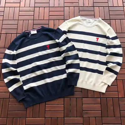 ￥~129 A🔥I SWEATER 66081811 (im 185CM 70KG iwear size L in the photo)