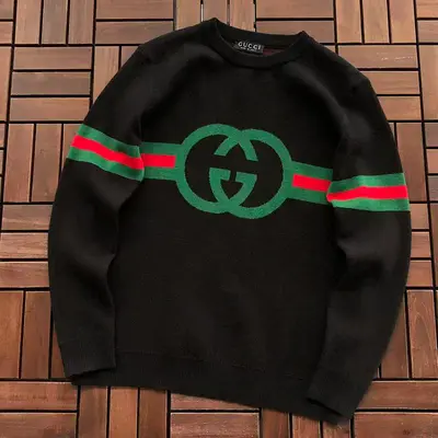 ￥~199 G🔥C🔥I SWEATER 55082016 (im 180CM 68KG iwear size L in the photo)