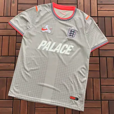 ￥ 215 FOOTBALL T-SHIRT 88082017 (im 185CM 70KG iwear size M in the photo)
