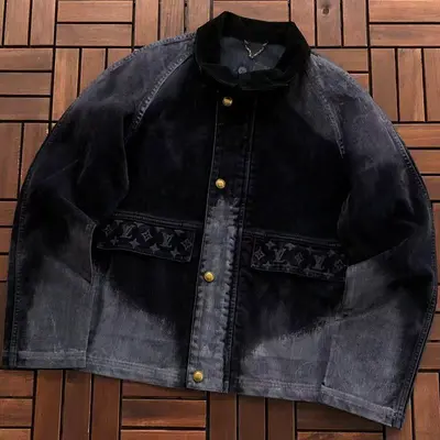 ￥~548 L🔥JACKET 66082010 (im 185CM 70KG iwear size 48 in the photo)