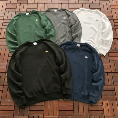 ¥~175 B🔥RB🔥RRY SWEATER 66082122 (im 185CM 70KG iwear size 2XL in the photo)