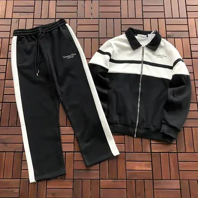￥~369 D🔥O🔥SWEATER TROUSERS 77082115 (im 180CM 68KG iwear size L in the photo)