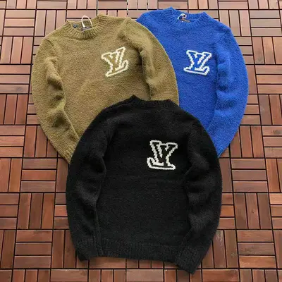 ￥~169 L🔥SWEATER 77082107 (im 180CM 68KG iwear size M in the photo)