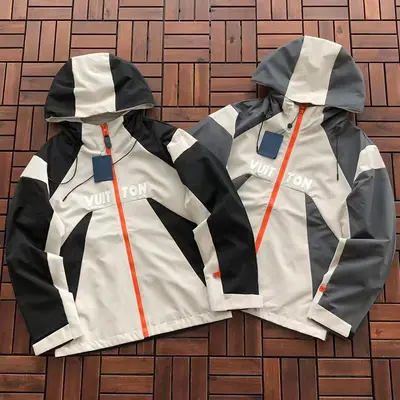 ¥ ~ 468 L🔥JACKET 55082439 (im 185CM 70KG iwear size M in the photo)