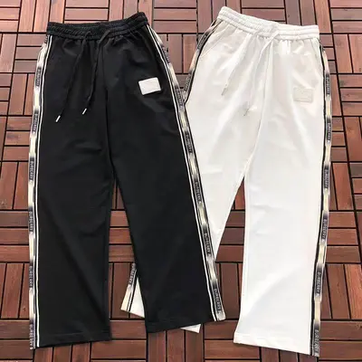 ¥ ~ 129 B🔥RB🔥RRY TROUSERS 55082544 (im 180CM 68KG iwear size M in the photo)
