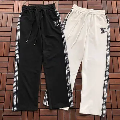 ¥ ~ 129 L🔥TROUSERS 55082542 (im 180CM 68KG iwear size M in the photo)