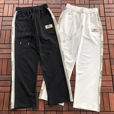 ¥ ~ 129 B🔥L🔥🔥🔥IA🔥A TROUSERS 55082541 (im 180CM 68KG iwear size M in the photo)