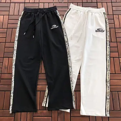 ¥ ~ 129 B🔥L🔥🔥🔥IA🔥A TROUSERS 55082540 (im 180CM 68KG iwear size M in the photo)