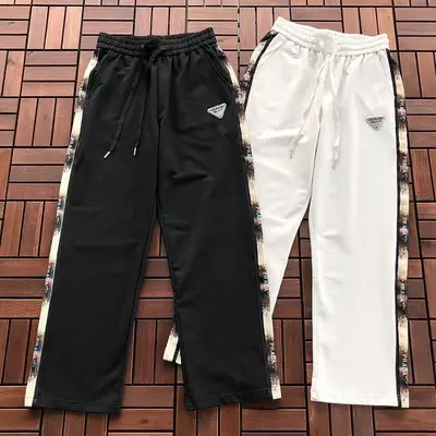 ¥ ~ 129 P🔥A🔥A TROUSERS 55082530 (im 180CM 68KG iwear size M in the photo)