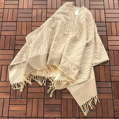 ¥~125 ¥F🔥🔥D🔥 SCARF 55082517(长153CM*宽127CM)