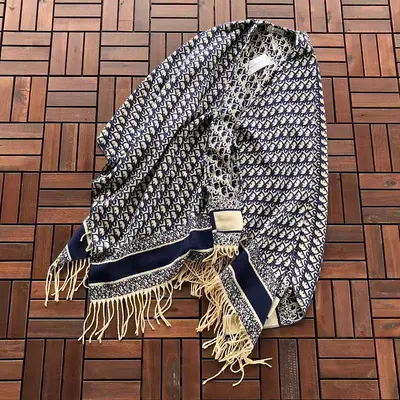 ¥~125 D🔥O🔥SCARF 55082642 (长155CM*宽132CM)
