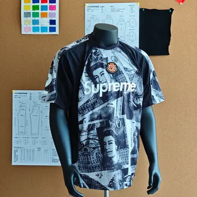 (169 CNY)Pounds Soccer Jersey