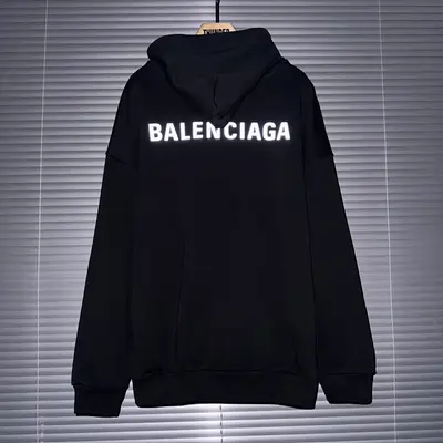 Reflective effect logo price：318CNY