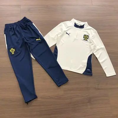 ￥~133 LONG SLEEVED FOOTBALL KIDS TROUSERS 03019251