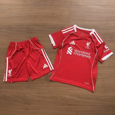 ¥~65 FOOTBALL KIDS T-SHIRT SHORTS 03105351