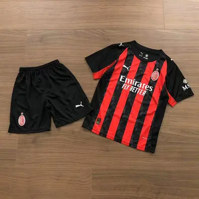 ¥~ 65 FOOTBALL KIDS T-SHIRT SHORTS 03105951