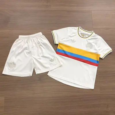 ¥~65 FOOTBALL KIDS T-SHIRT SHORTS 03107751